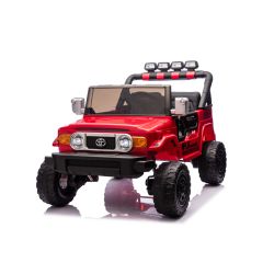 Električni avtomobilček Toyota FJ Cruiser XXL s pogonom 4x4, licenciran (dvosedežni), rdeč, prenosna litijeva baterija, visoko podvozje, dva sedeža, vzmetena zadnja os, 2,4 GHz daljinski upravljalnik, MP3 predvajalnik z Bluetoothom, LED luči