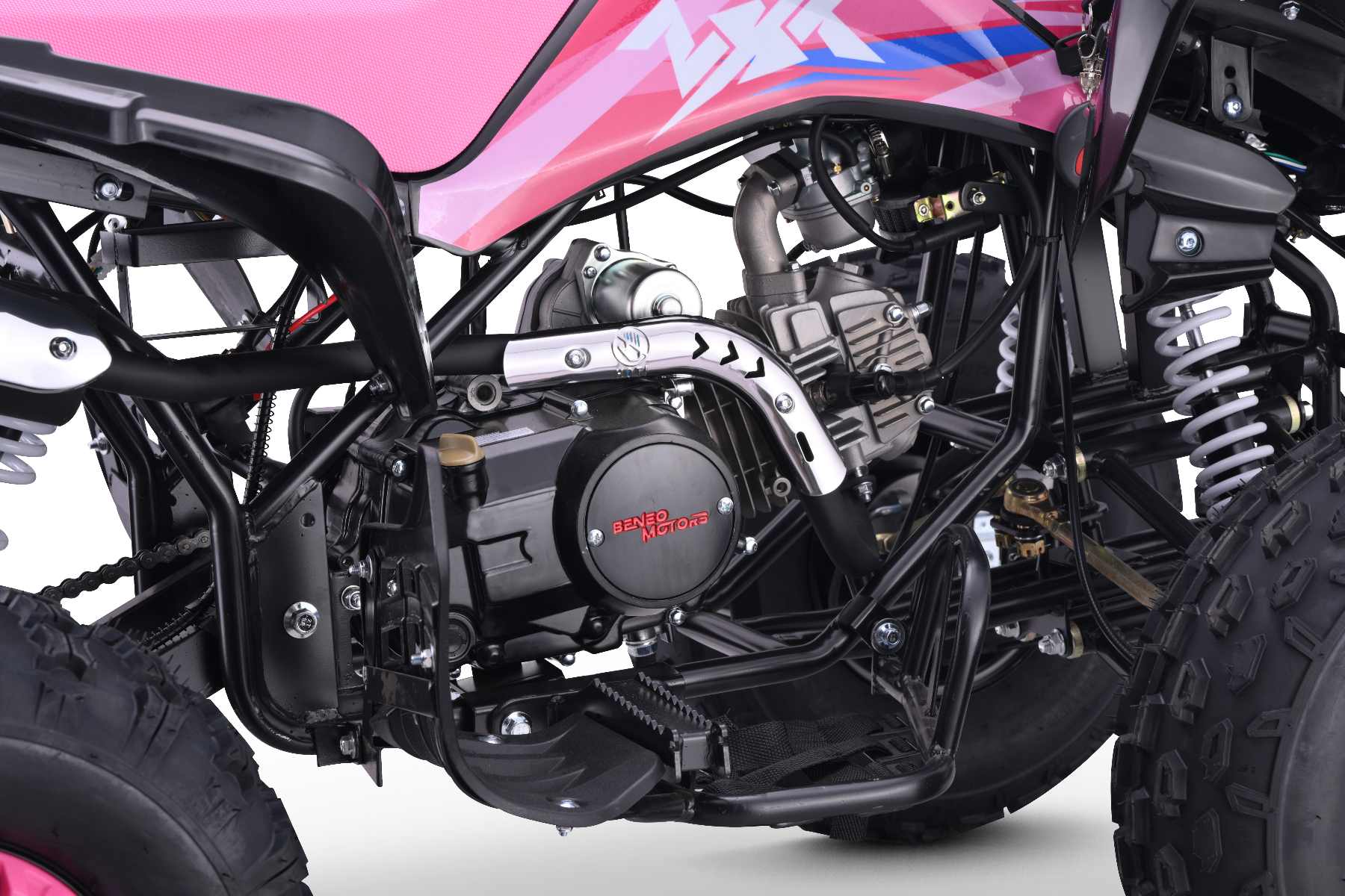 Štiritaktni motor z avtomatskim menjalnikom