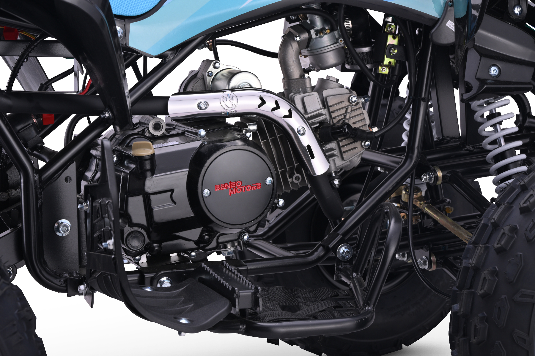 Štiritaktni motor z avtomatskim menjalnikom